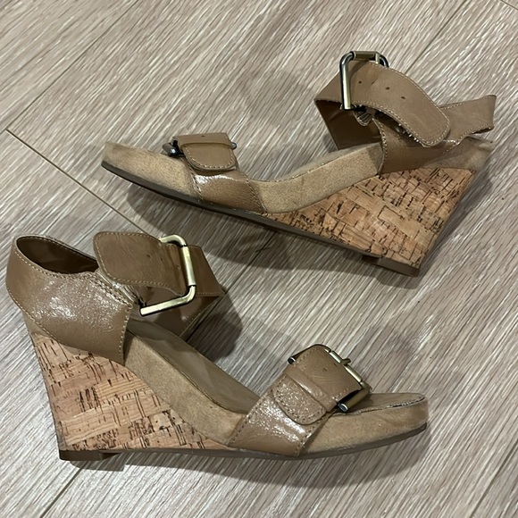 Aerosoles Tan 4” Heeled Sandals - Picture 4 of 7